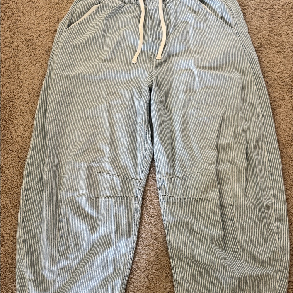 Men's Light Blue Pinstripe Casual Drawstring Pants